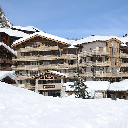 Отель Les Barmes De L'ours 5*