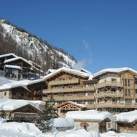 Les Barmes De L'ours Hotel