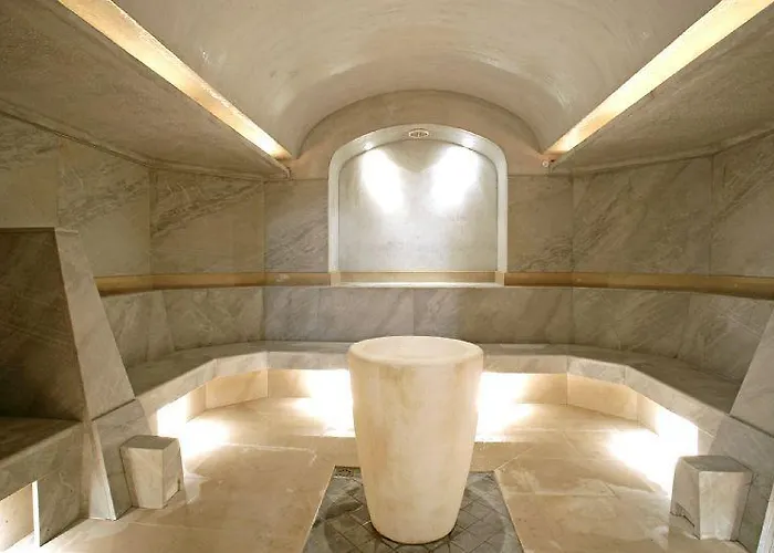 Hotel Les Barmes De L'ours Val-dʼIsère