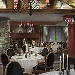 Les Barmes De L'ours Hotel