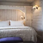 Les Barmes De L'ours Hotel 5*