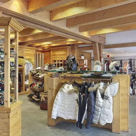 ホテル Les Barmes De L'ours Val-dʼIsère